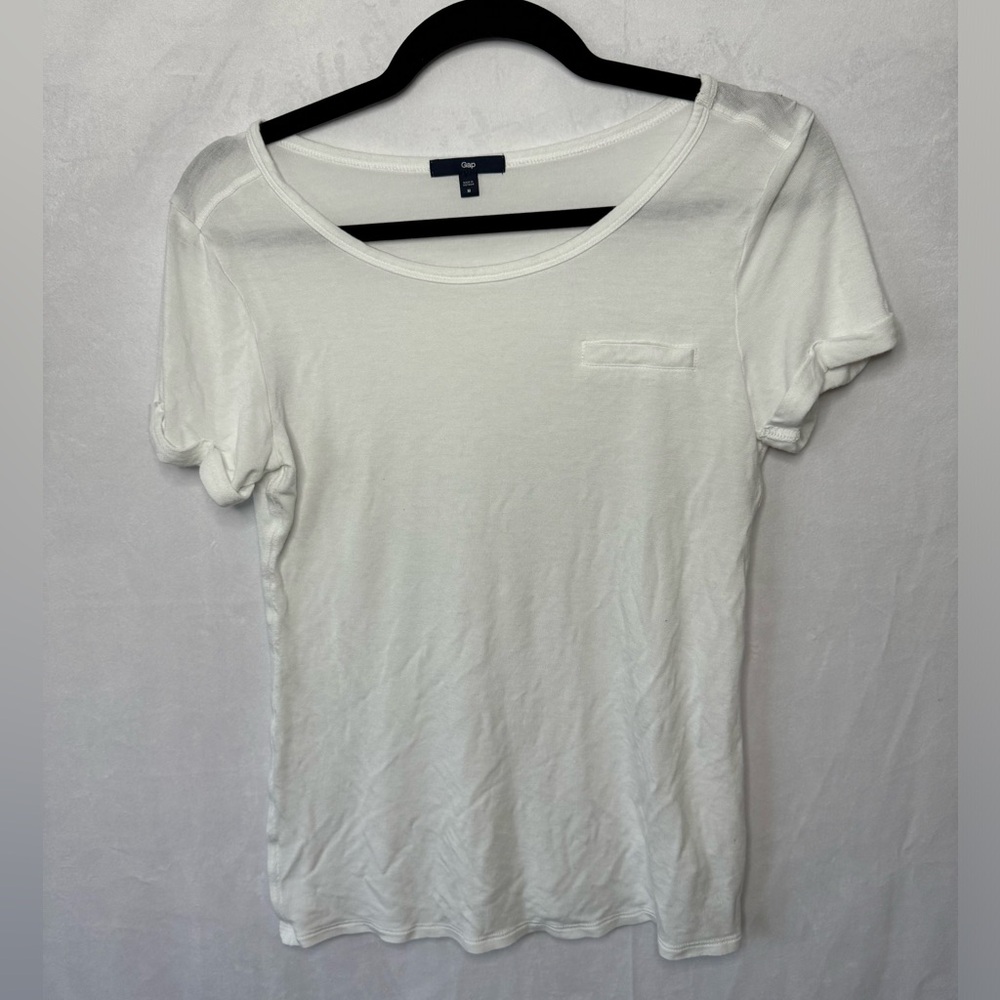 GAP WHITE FAUX POCKET TEE